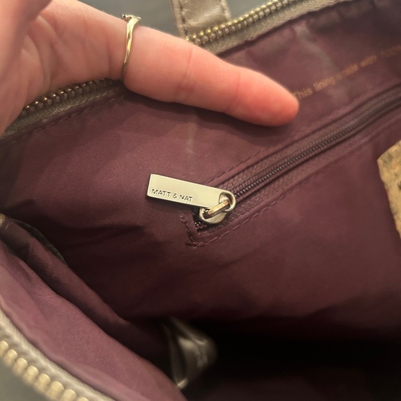 MATT & NAT Shoulder Bag ~ vegan!! 🤍🌎 - Picture 7 of 12